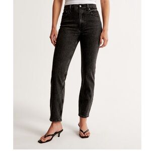 Abercrombie & Fitch High Rise Mom Jean